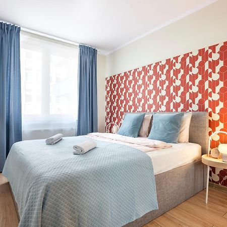 Rewers Apartment - Swietokrzyska St คราคูฟ ภายนอก รูปภาพ
