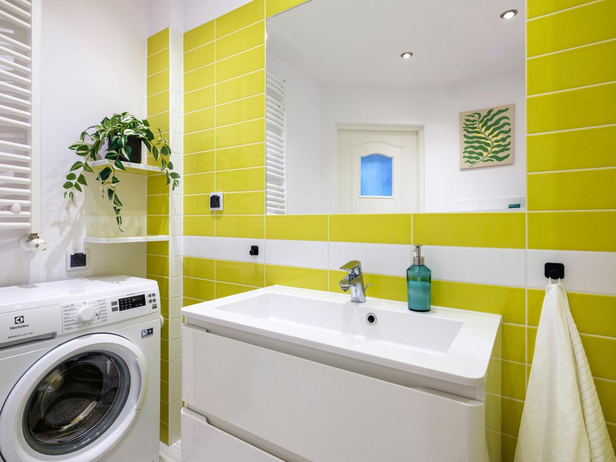 Rewers Apartment - Swietokrzyska St คราคูฟ ภายนอก รูปภาพ