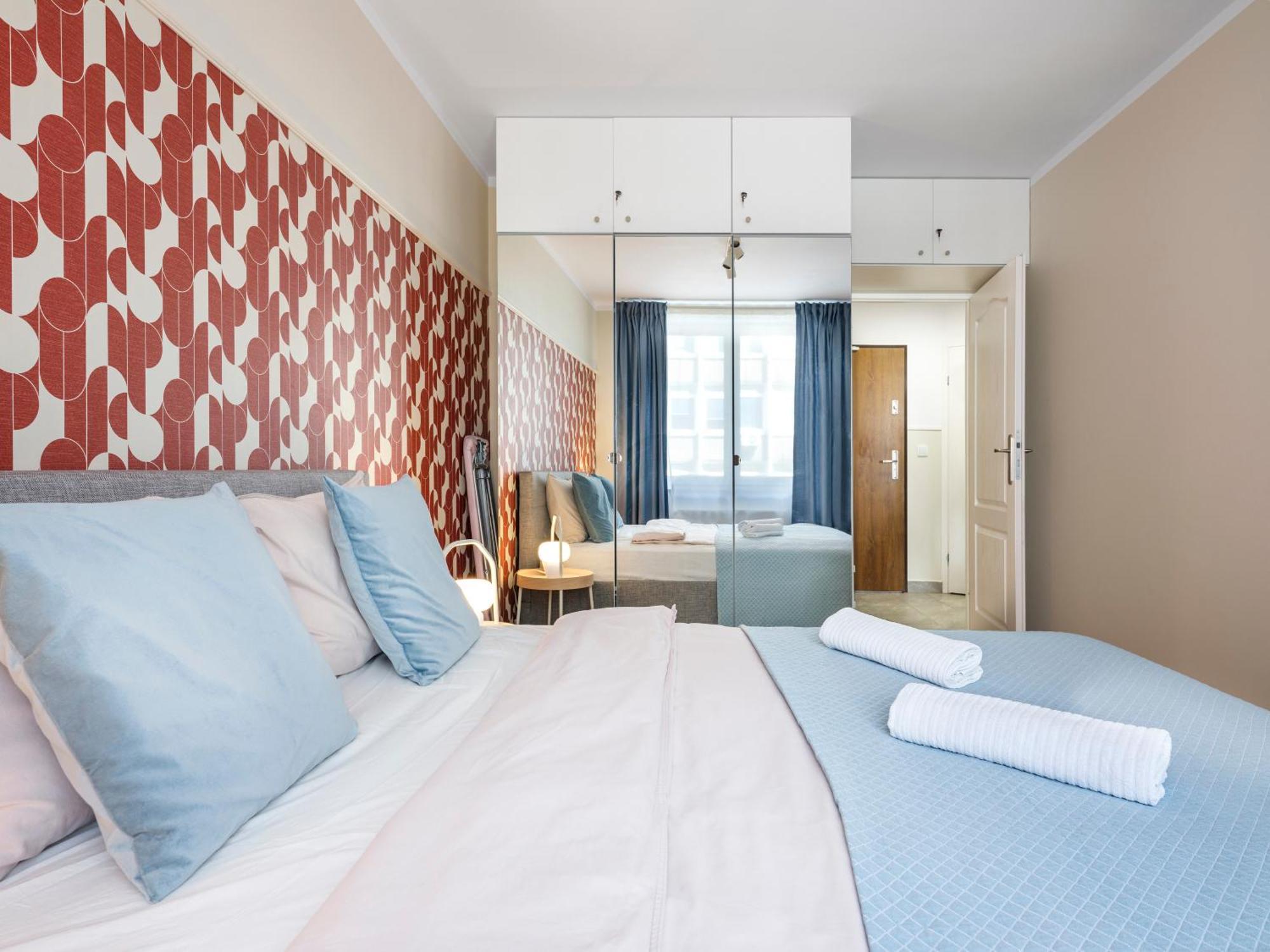 Rewers Apartment - Swietokrzyska St คราคูฟ ภายนอก รูปภาพ